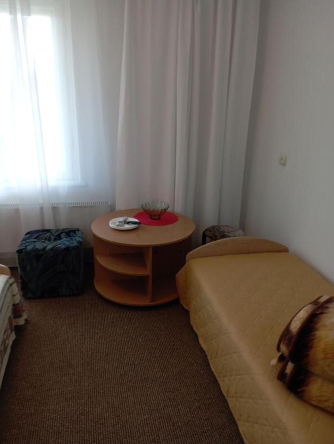 Privatviesnica Zvaigzne Hotel Jurmala Ngoại thất bức ảnh